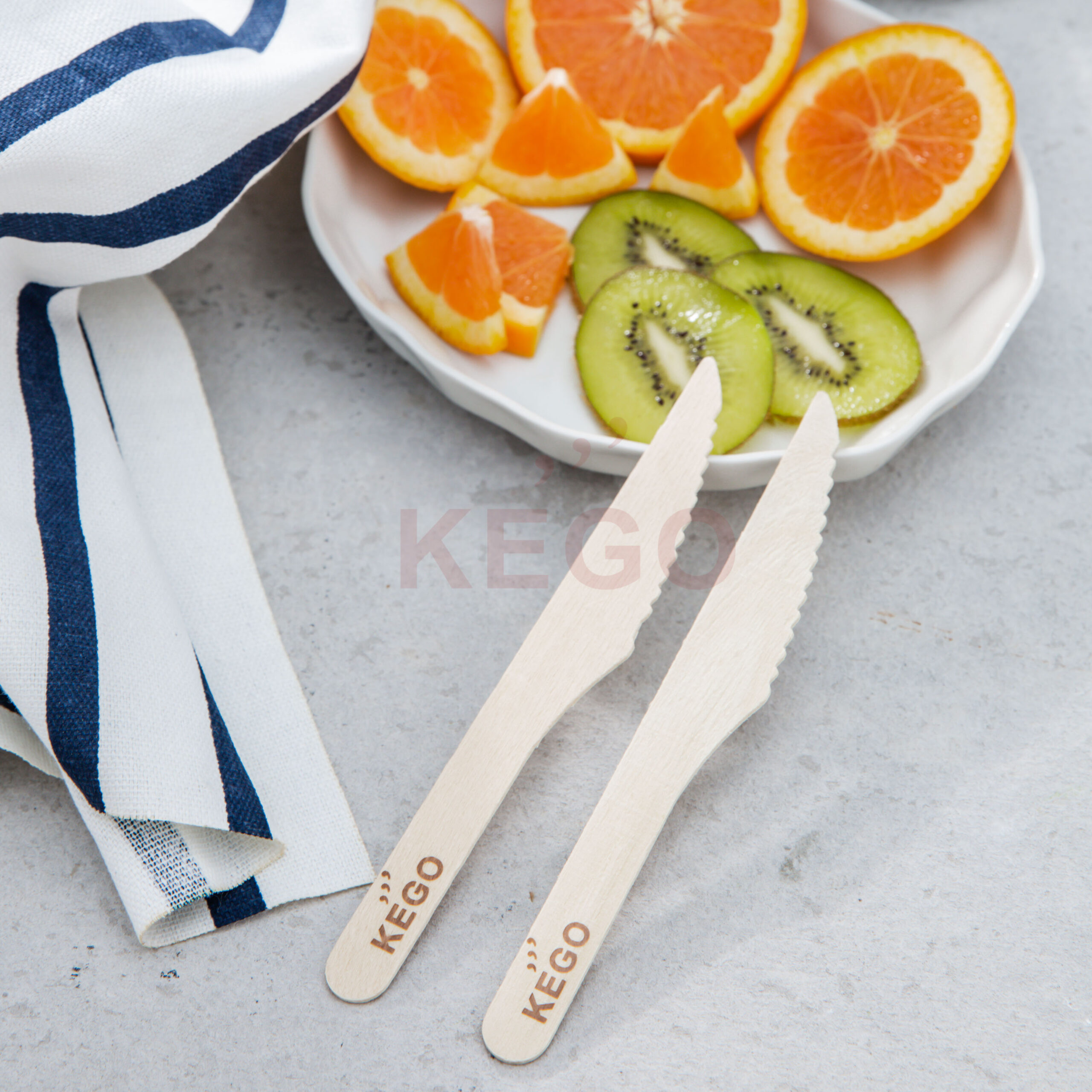 https://disposablewoodencutlery.com/wp-content/uploads/2015/09/Disposable-Wooden-Knife-165-4-scaled.jpg