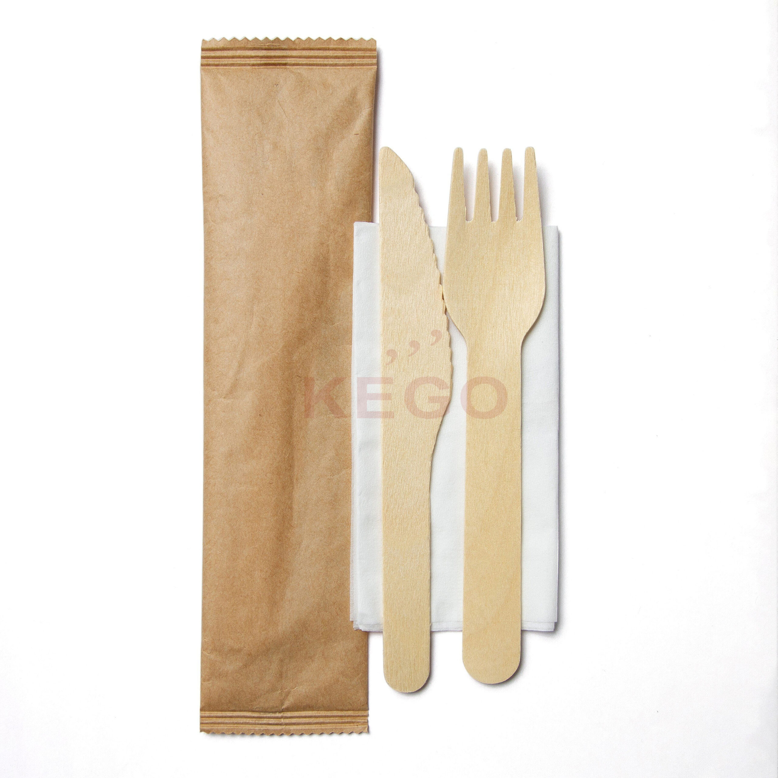 https://disposablewoodencutlery.com/wp-content/uploads/2015/09/Mix-Set-With-Napkin-5-1-scaled.jpg