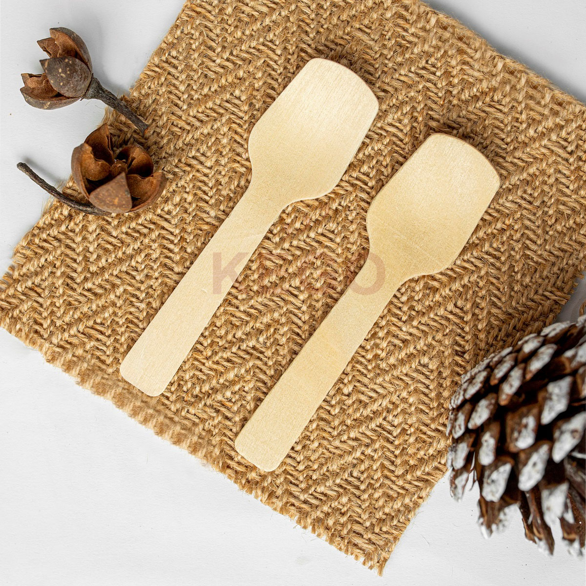 https://disposablewoodencutlery.com/wp-content/uploads/2016/10/Disposable-Wooden-Spoon-95-1.jpg